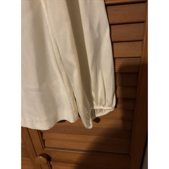 Theory Ivory Size Large Long Sleeve Blouse Preowned - Picture 5 of 6